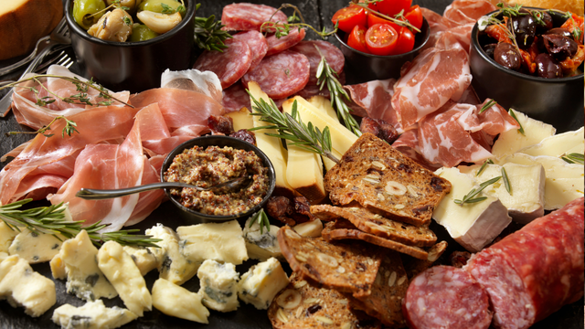 Cheese & Cured Meats